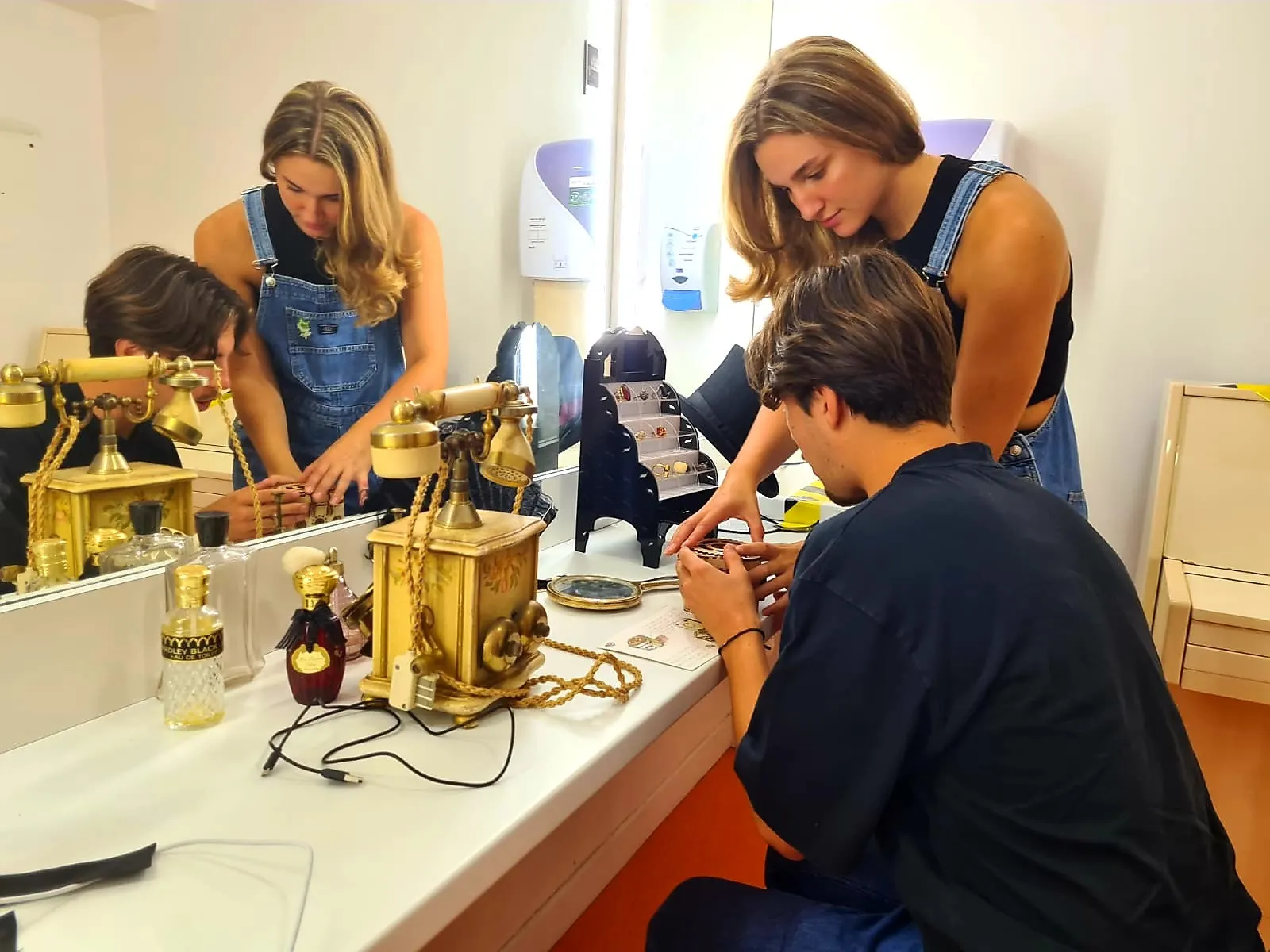 Photos : À la recherche des contes perdus